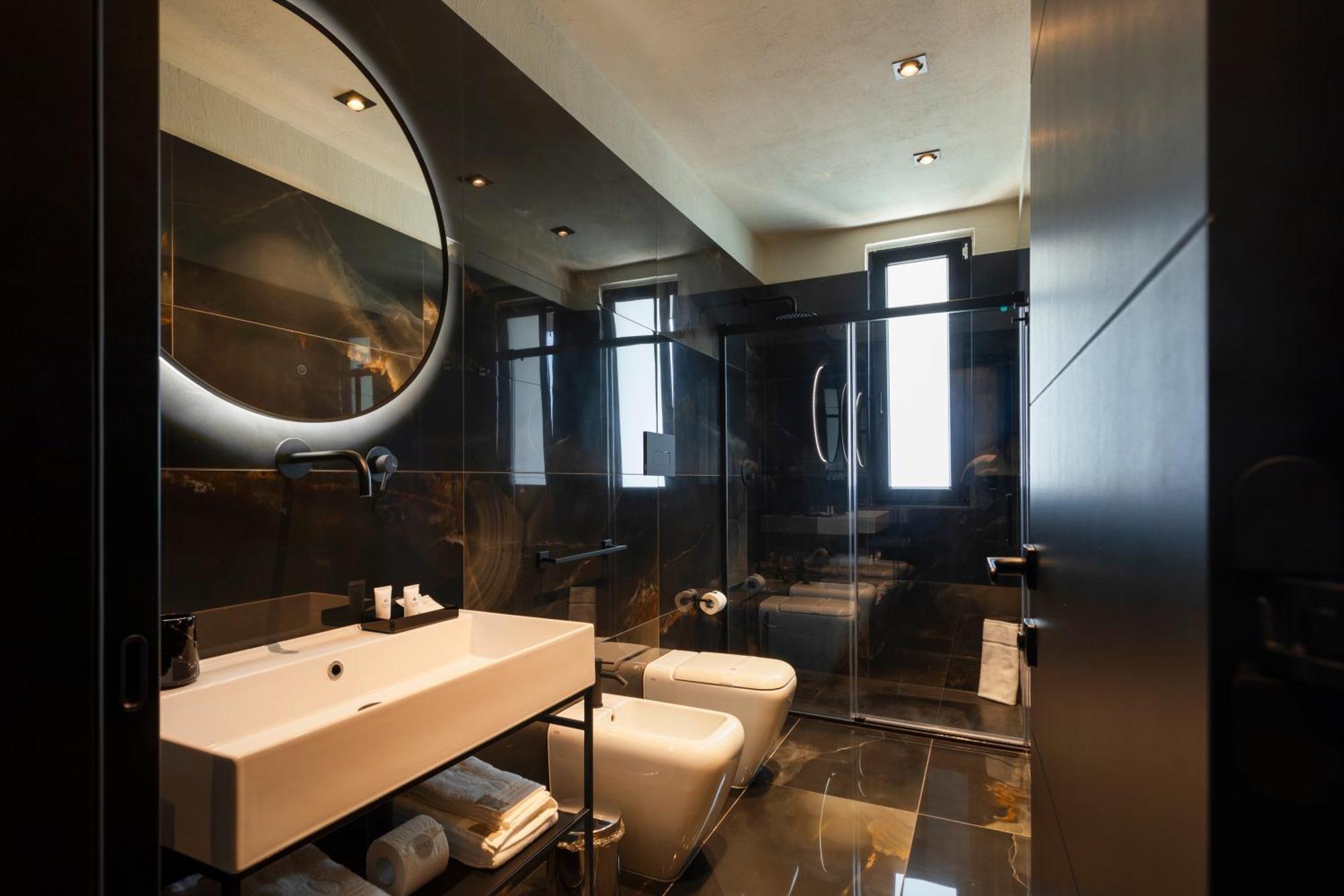 Etrus - Boutique & Rooftop Hotel *